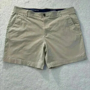 Crown & Ivy Men’s Light Colored Khaki Shorts Size 40 Motion Flex Band